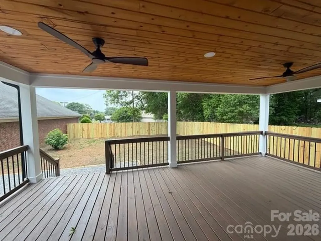 105 W 6th Avenue Gastonia NC 28052