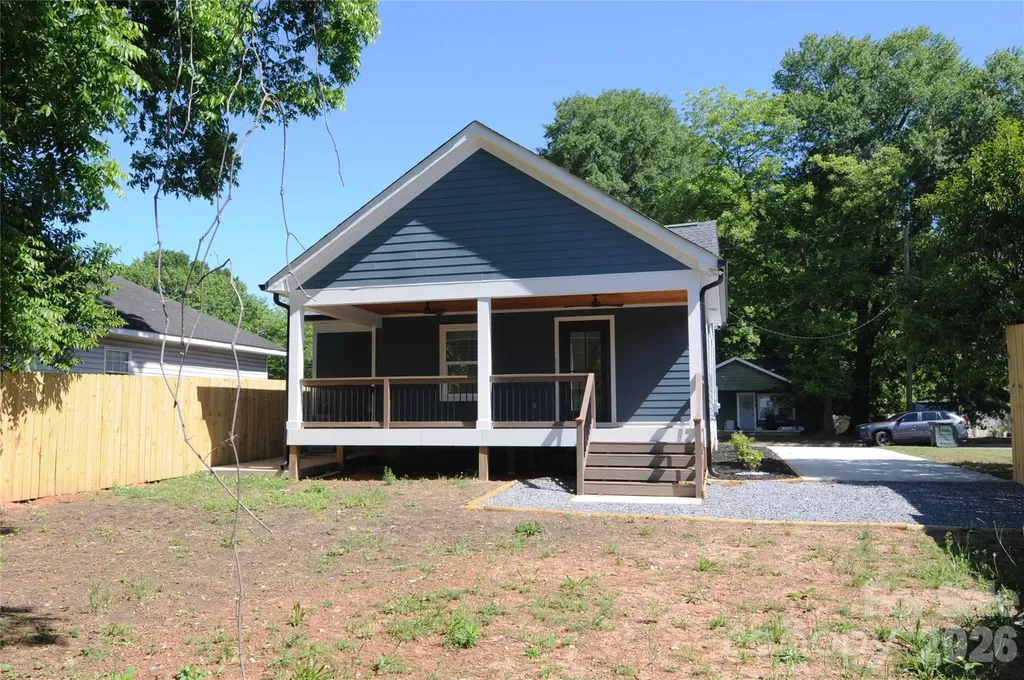 105 W 6th Avenue Gastonia NC 28052