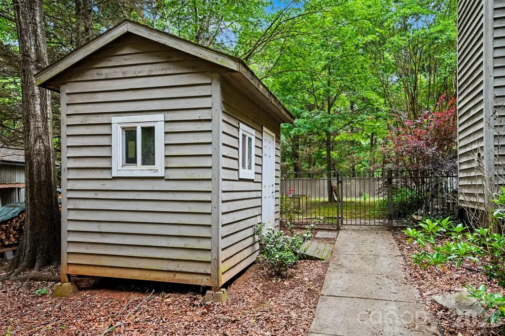 14522 Harbor Estate Road Charlotte NC 28278