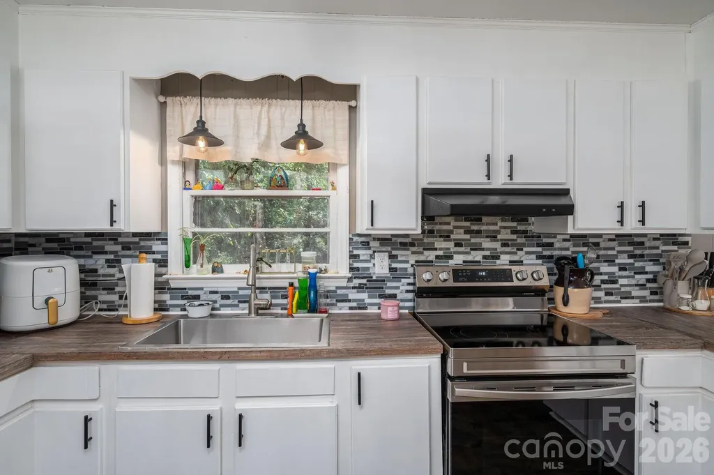 636 Poplar Drive Shelby NC 28152