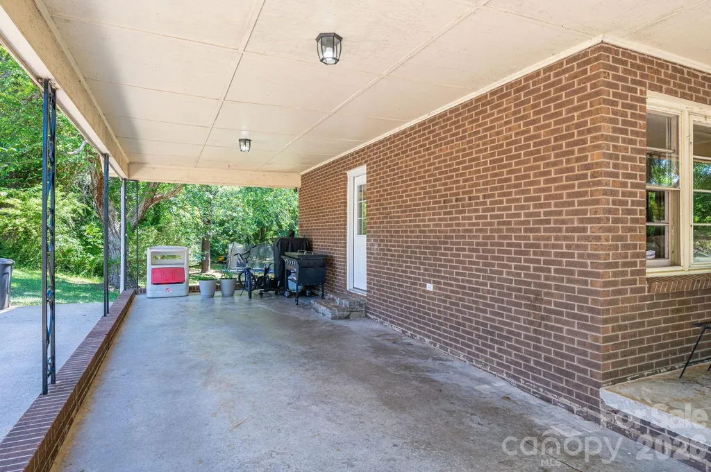 636 Poplar Drive Shelby NC 28152