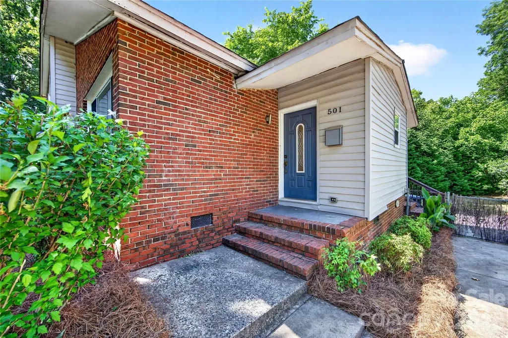 501 Kenlough Drive Charlotte NC 28209