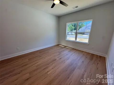 405 N Firestone Street Gastonia NC 28052