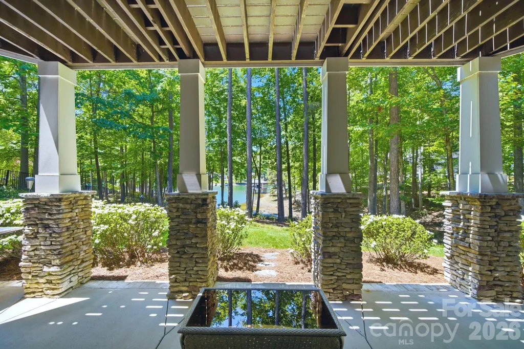 7592 Cottonwood Drive Denver NC 28037