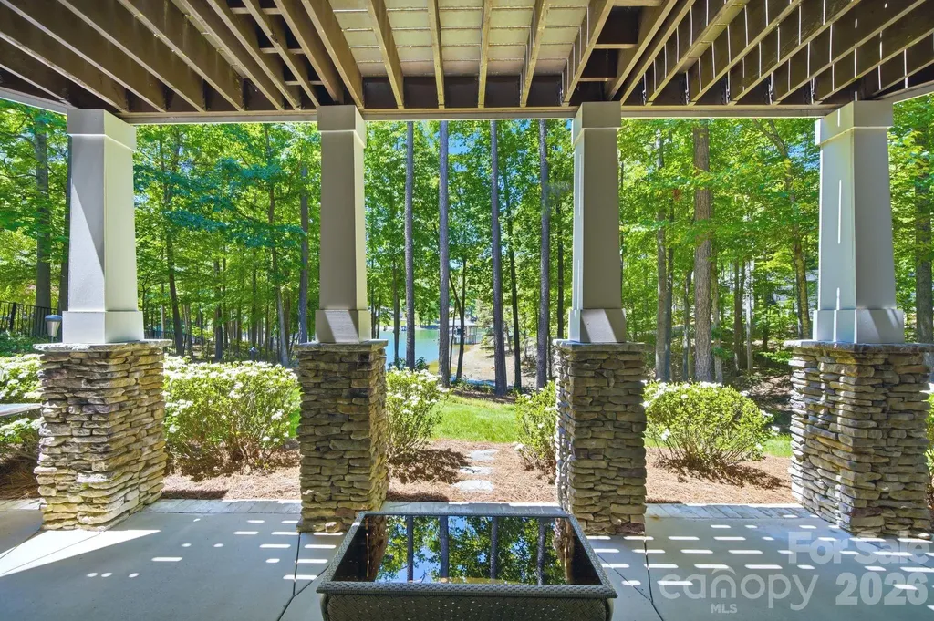 7592 Cottonwood Drive Denver NC 28037