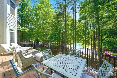 7592 Cottonwood Drive Denver NC 28037