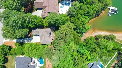 7592 Cottonwood Drive Denver NC 28037