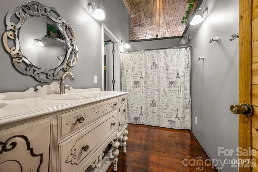 138 E Main Street Forest City NC 28043