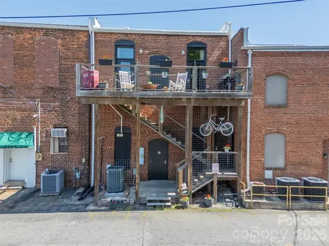138 E Main Street Forest City NC 28043