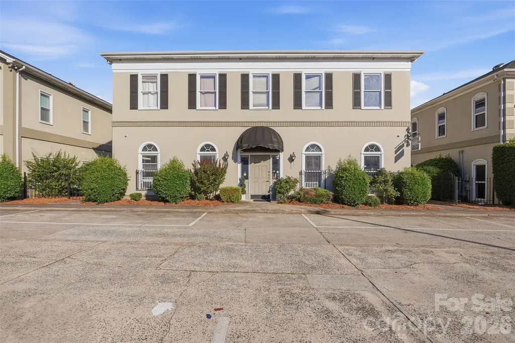 5808 Monroe Road Charlotte NC 28212