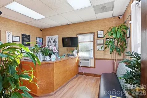5808 Monroe Road Charlotte NC 28212
