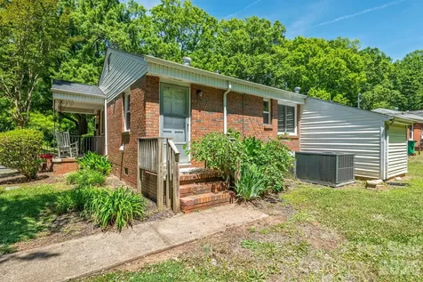 3241 Minnesota Road Charlotte NC 28208