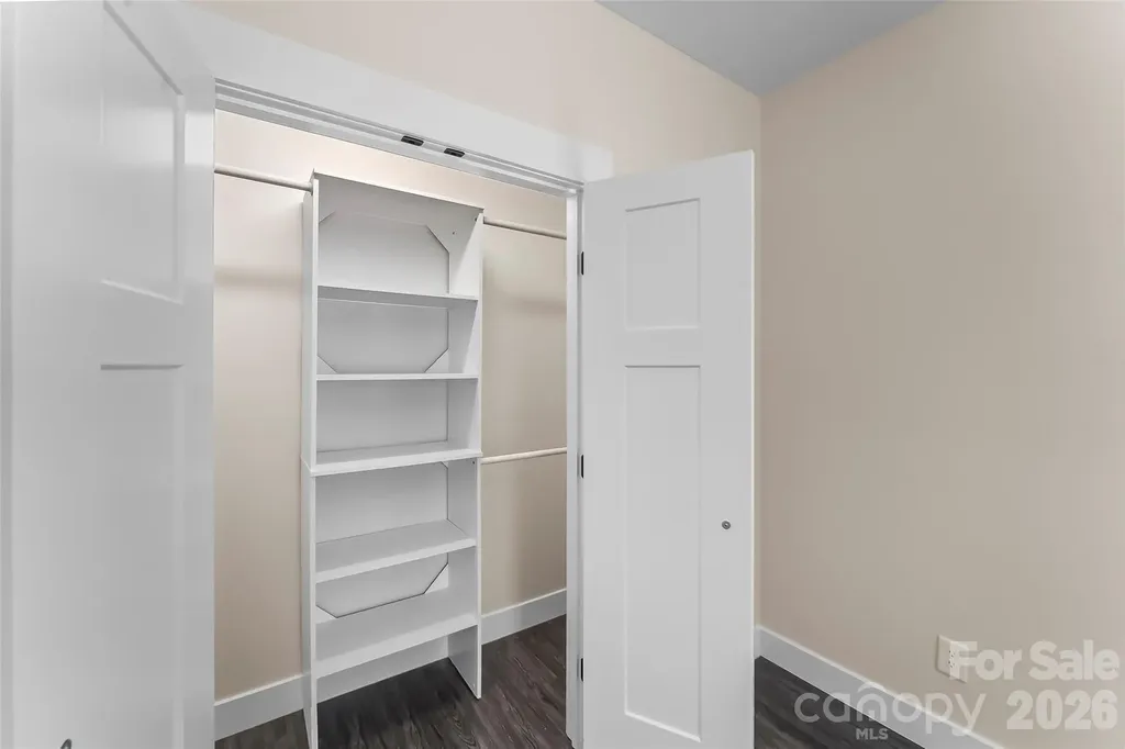 364 Carolina Avenue Marion NC 28752