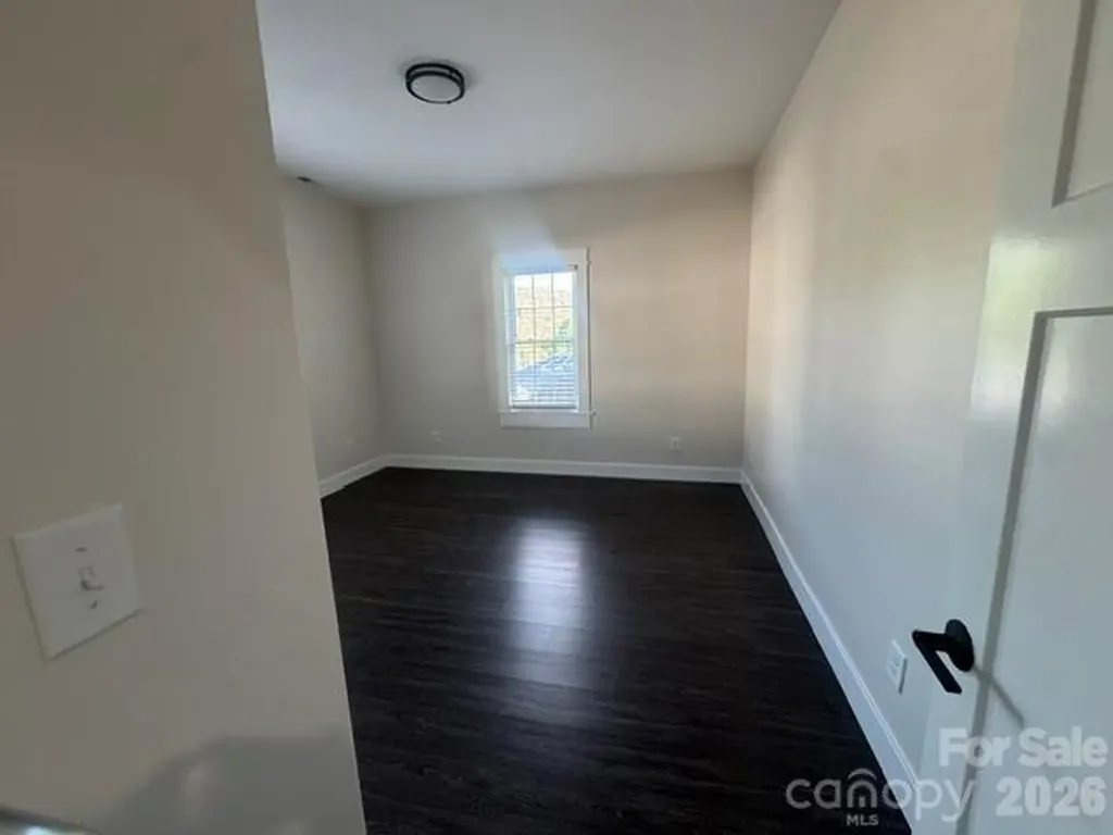 364 Carolina Avenue Marion NC 28752