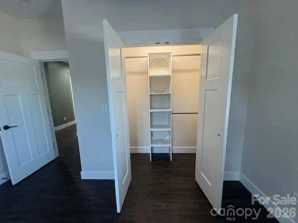 364 Carolina Avenue Marion NC 28752