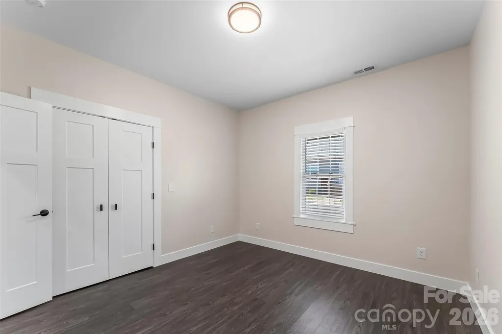 364 Carolina Avenue Marion NC 28752