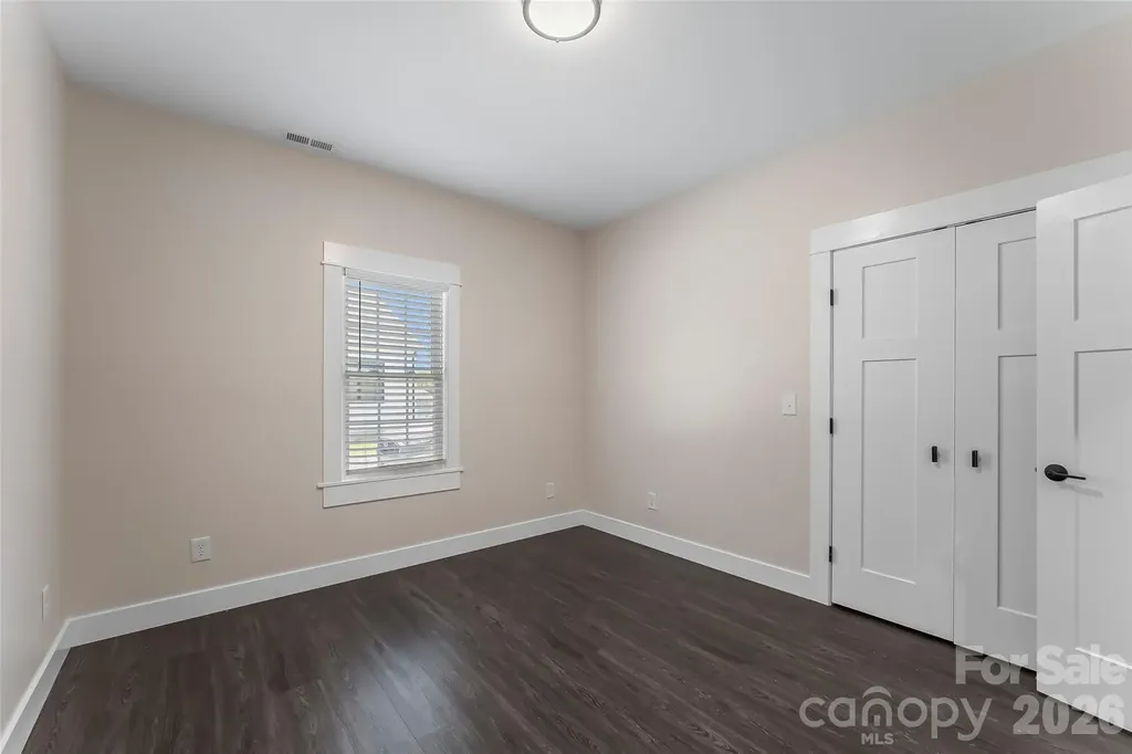 364 Carolina Avenue Marion NC 28752
