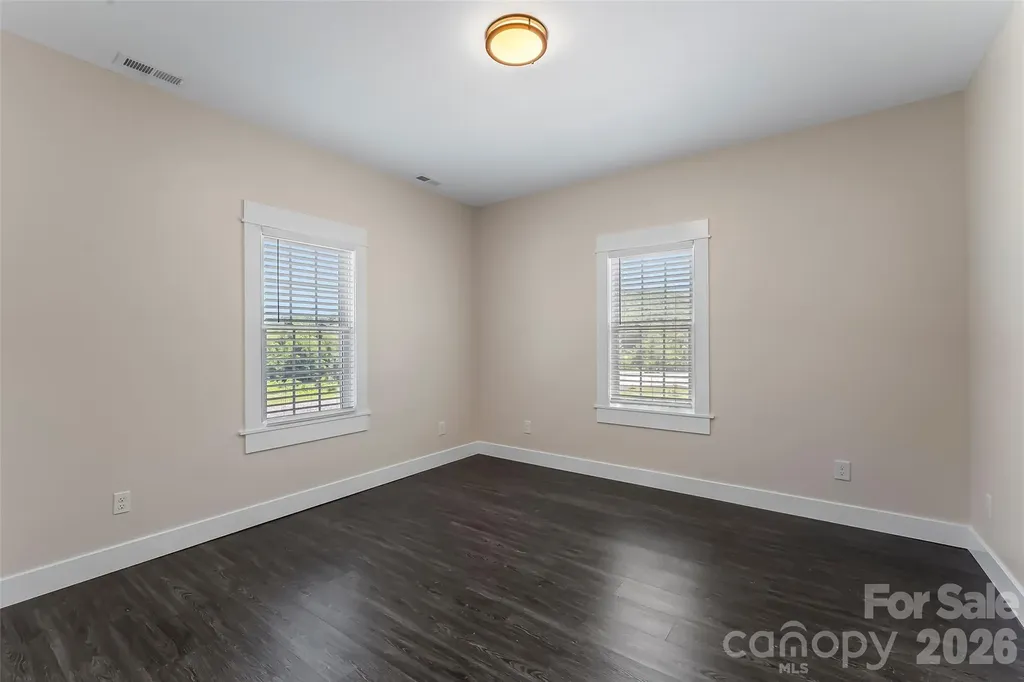 364 Carolina Avenue Marion NC 28752