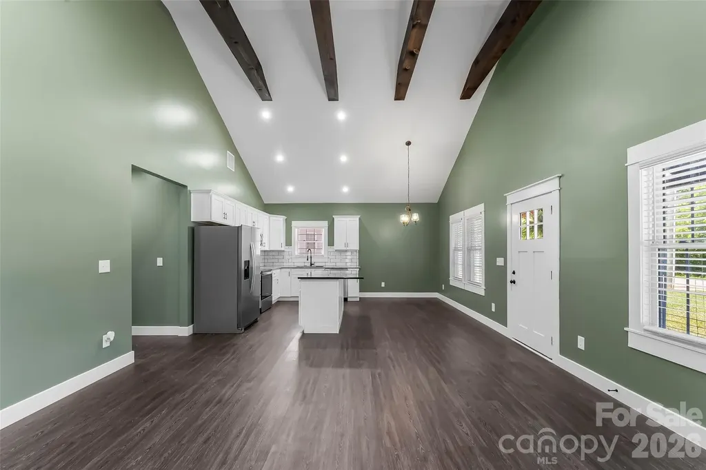 364 Carolina Avenue Marion NC 28752
