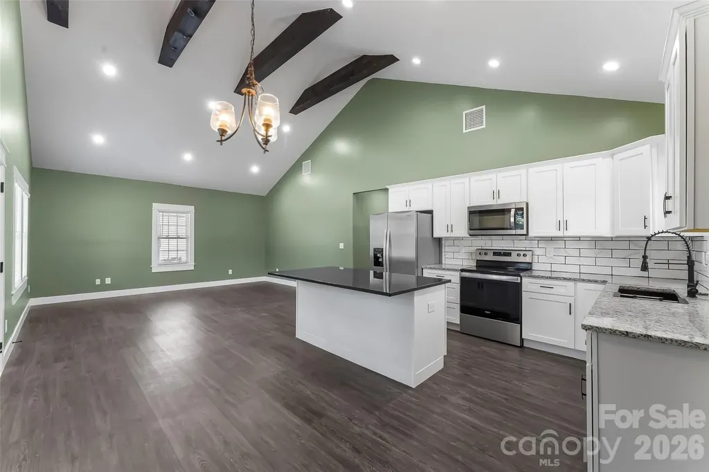 364 Carolina Avenue Marion NC 28752