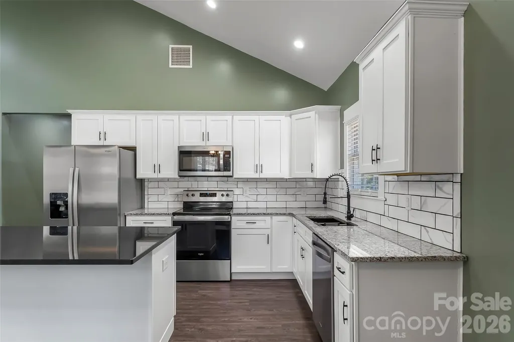 364 Carolina Avenue Marion NC 28752