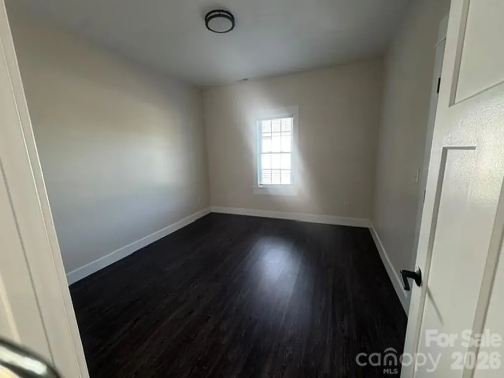 364 Carolina Avenue Marion NC 28752