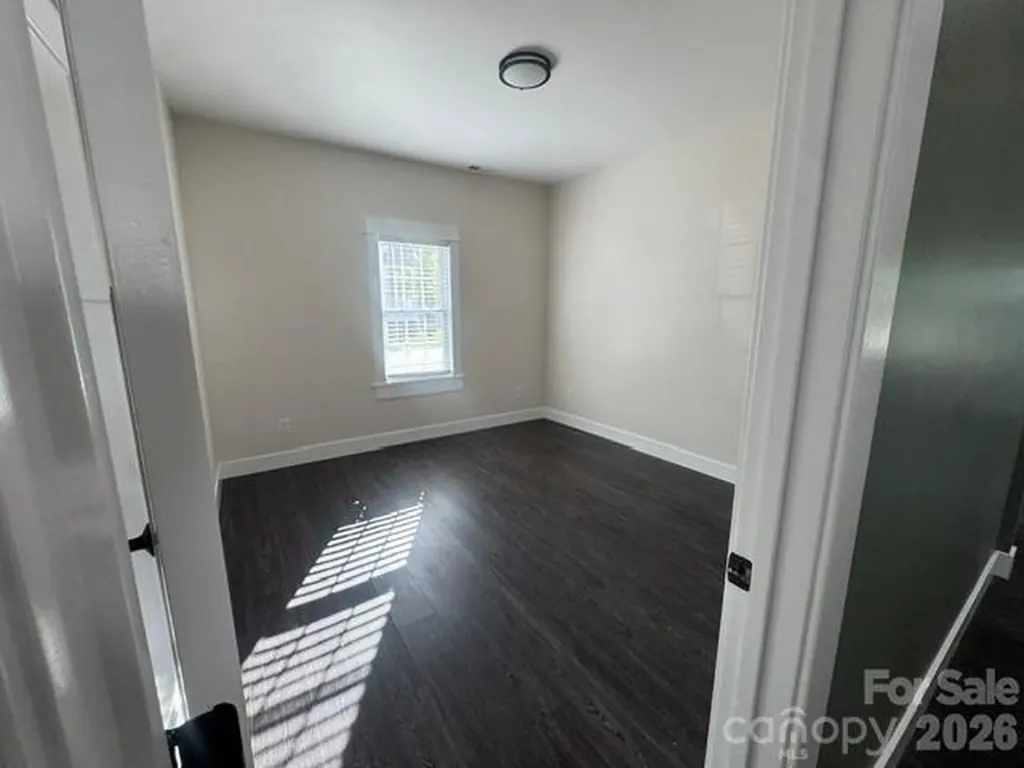 364 Carolina Avenue Marion NC 28752