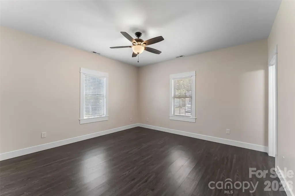 364 Carolina Avenue Marion NC 28752