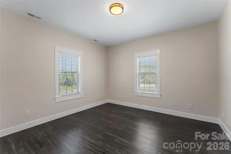 364 Carolina Avenue Marion NC 28752