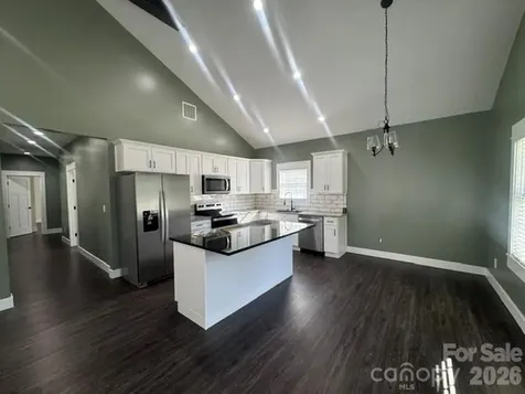 364 Carolina Avenue Marion NC 28752