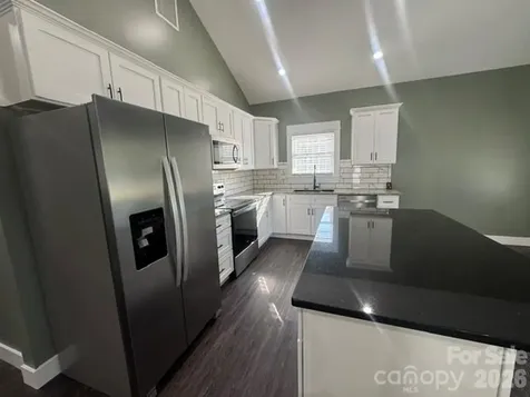 364 Carolina Avenue Marion NC 28752