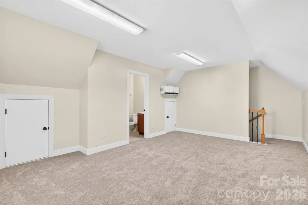 1008 Spring Rose Lane Matthews NC 28104