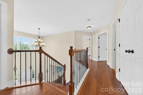 1008 Spring Rose Lane Matthews NC 28104