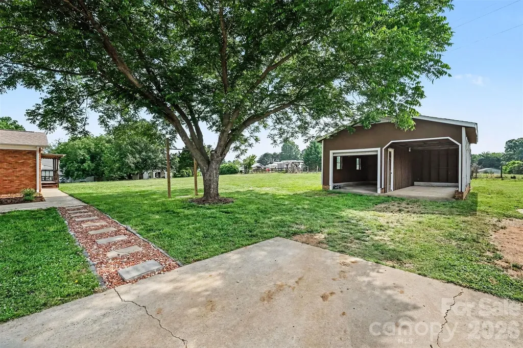 16924 Knoxwood Drive Huntersville NC 28078