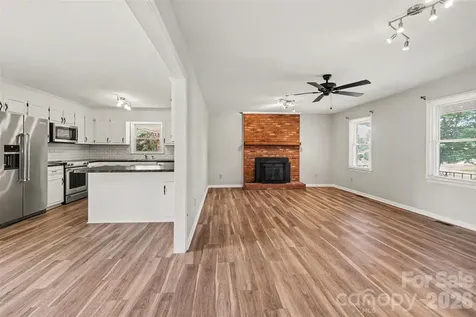 16924 Knoxwood Drive Huntersville NC 28078