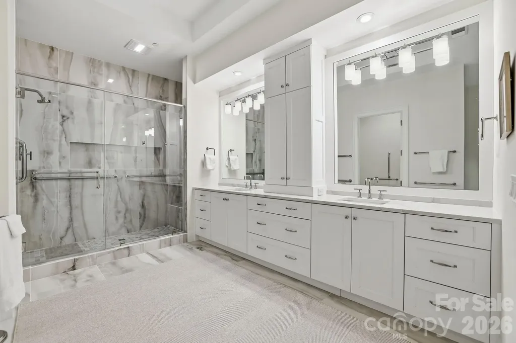 130 Cherokee Road Charlotte NC 28207