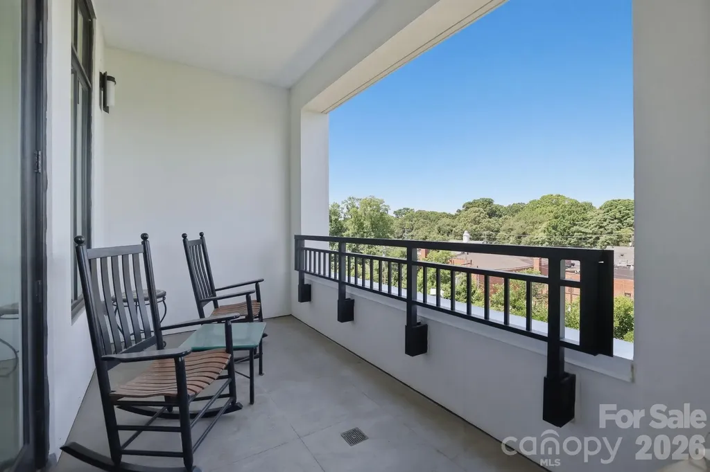 130 Cherokee Road Charlotte NC 28207