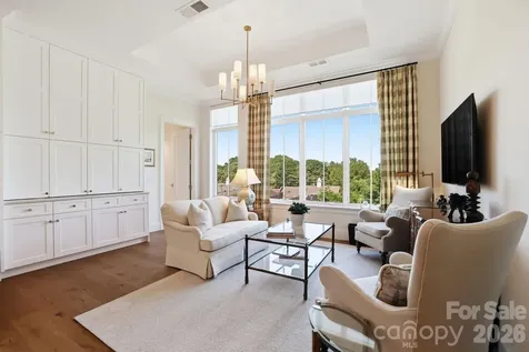 130 Cherokee Road Charlotte NC 28207