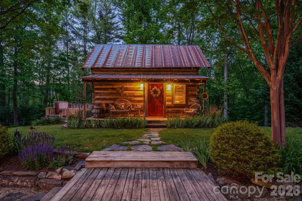 75 Old Gap Creek Road Fairview NC 28730