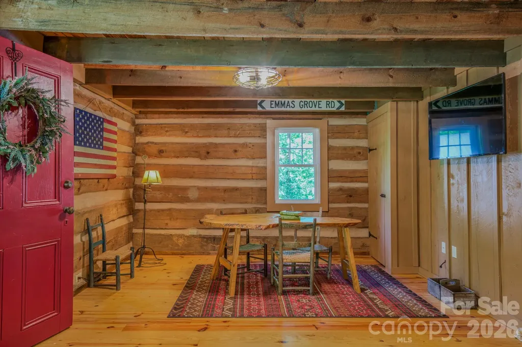 75 Old Gap Creek Road Fairview NC 28730