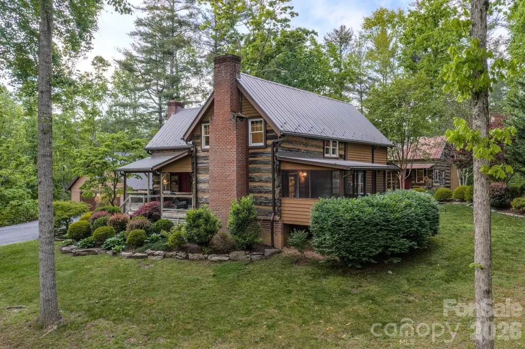 75 Old Gap Creek Road Fairview NC 28730