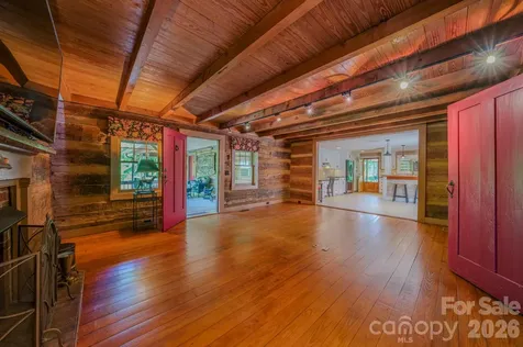 75 Old Gap Creek Road Fairview NC 28730