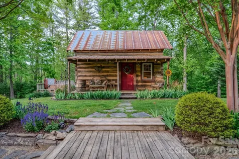 75 Old Gap Creek Road Fairview NC 28730