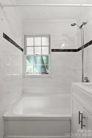 224 Aurora Drive Asheville NC 28805