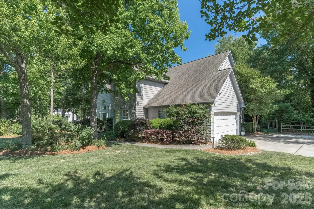 21121 Blakely Shores Drive Cornelius NC 28031