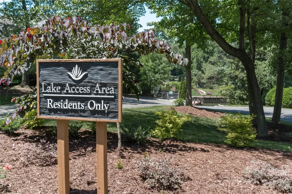 21121 Blakely Shores Drive Cornelius NC 28031