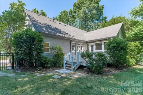 21121 Blakely Shores Drive Cornelius NC 28031