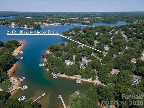 21121 Blakely Shores Drive Cornelius NC 28031