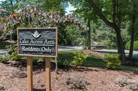 21121 Blakely Shores Drive Cornelius NC 28031
