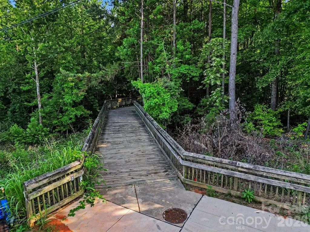 2202 Bexar Trail Matthews NC 28105